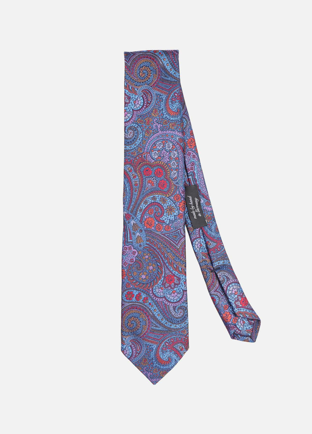 Slips med ornamentalt mønster