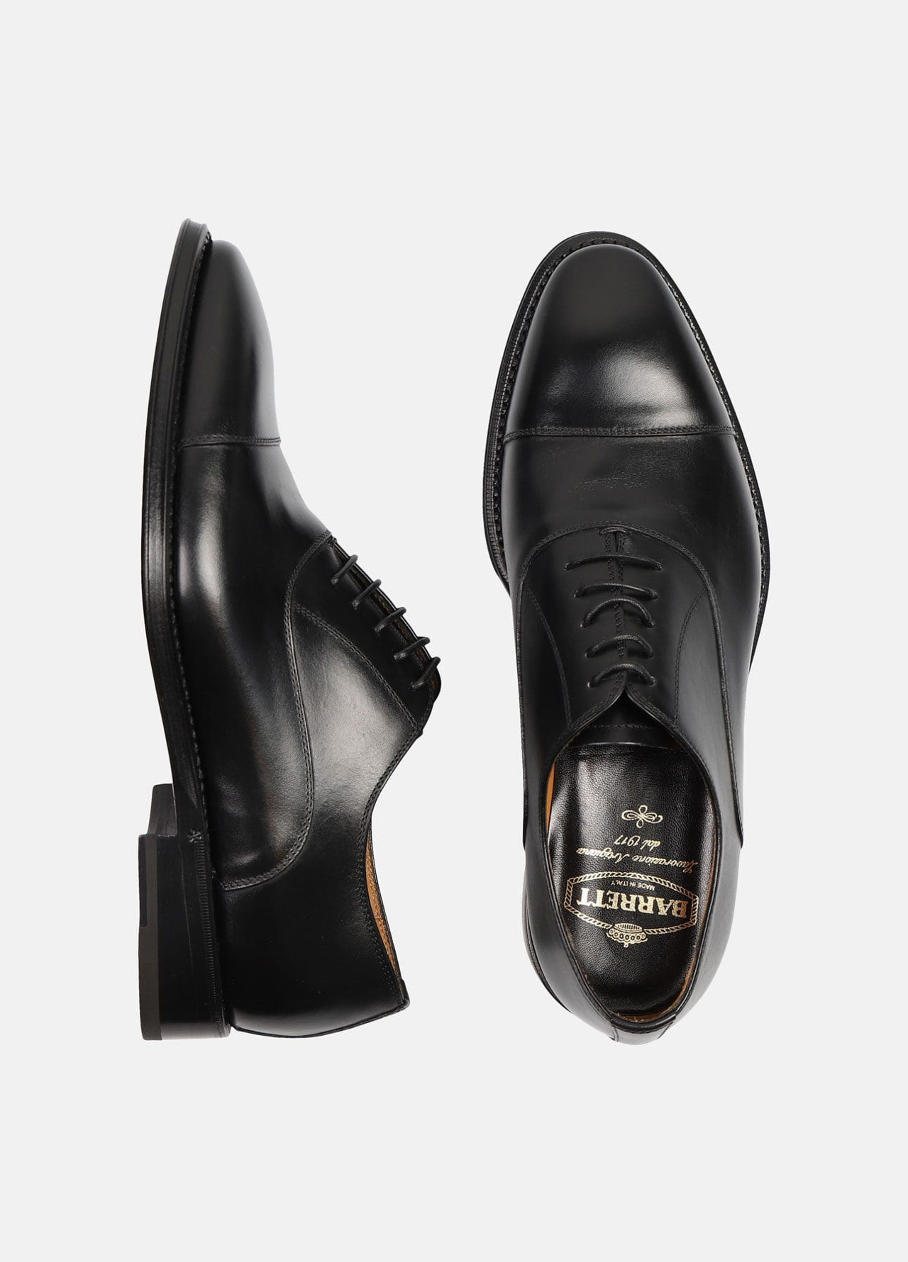 Oxford cap-toe sko