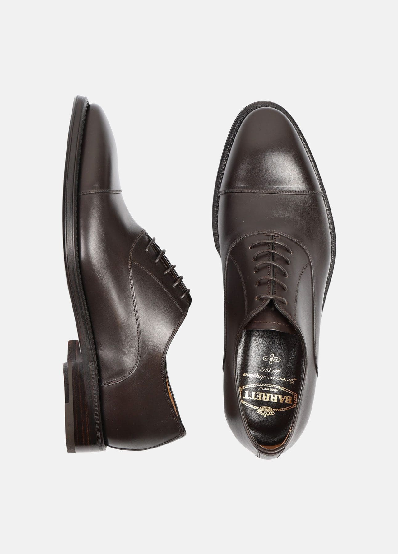 Oxford cap-toe sko