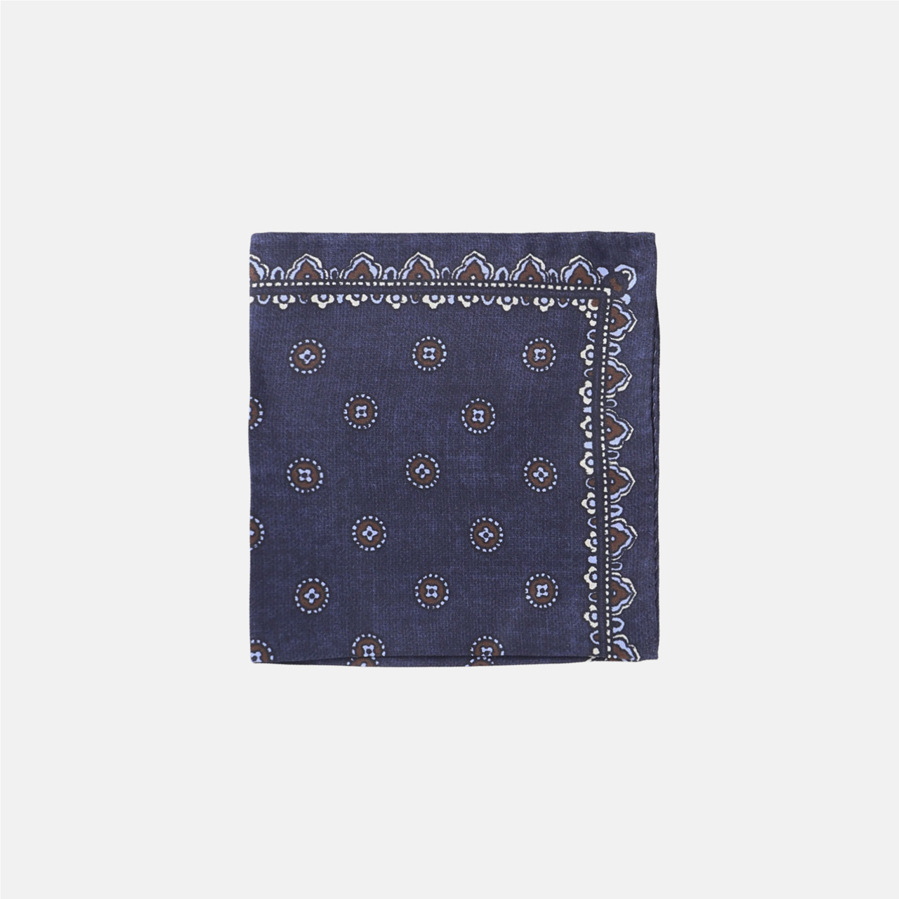 Silke pochette med rosetter