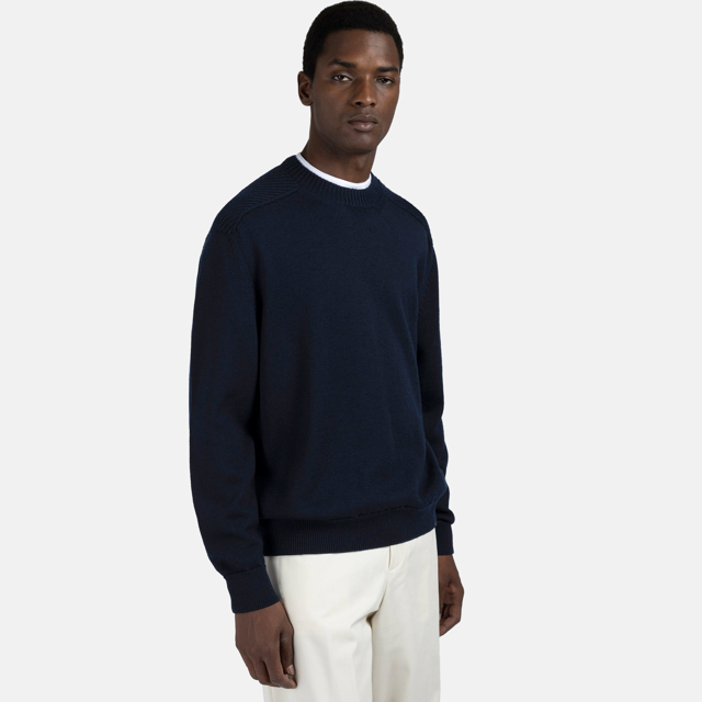 maritim uld sweater med detaljer på skulder