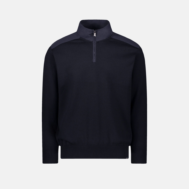 sweater med forstærkning på skulder