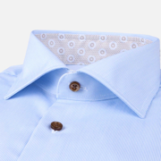 Stribet skjorte med kontrast